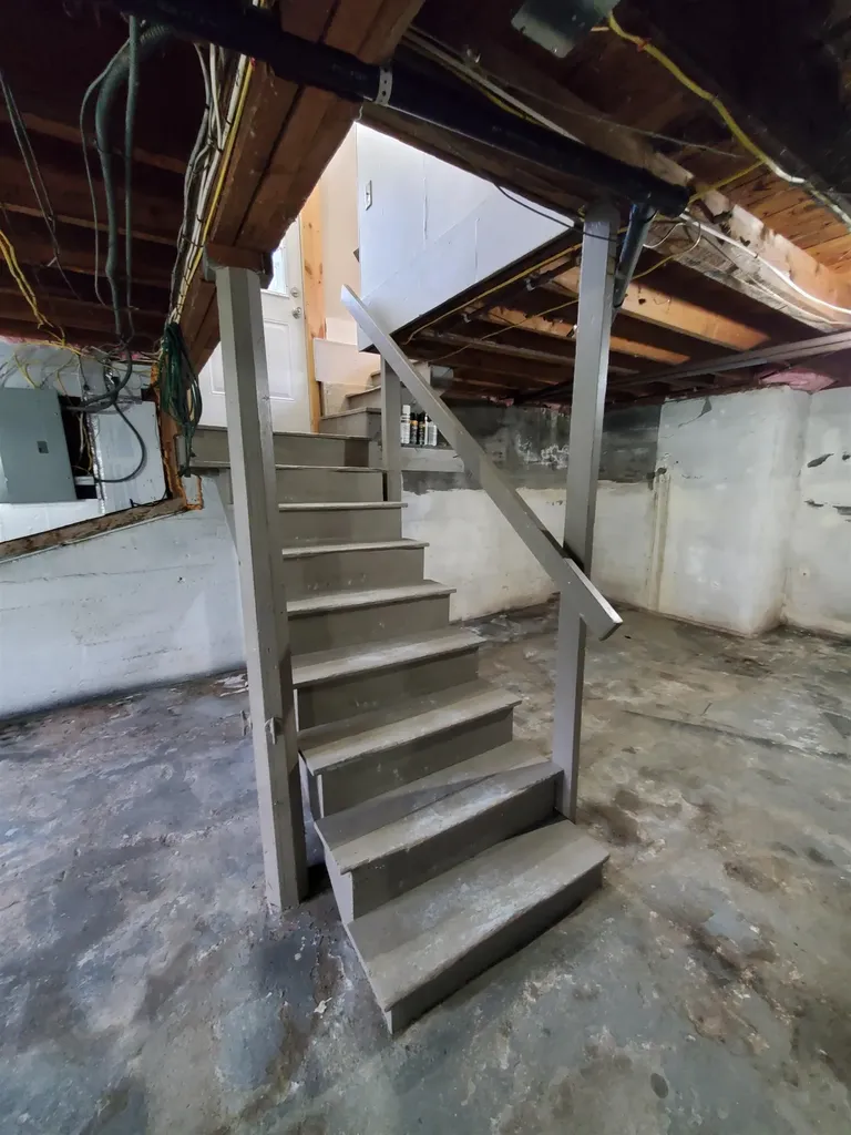 158 Costa Avenue St. Johnsbury VT 05819