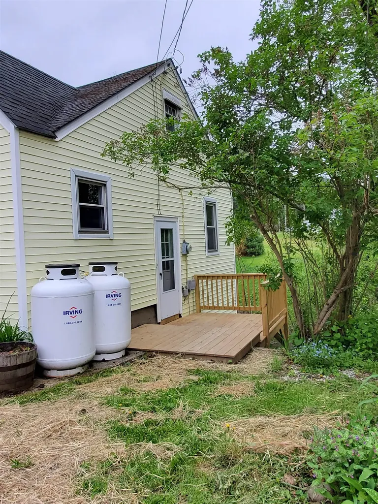 158 Costa Avenue St. Johnsbury VT 05819