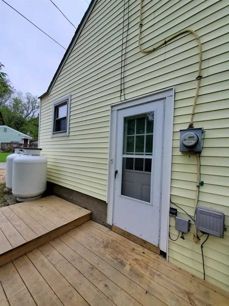 158 Costa Avenue St. Johnsbury VT 05819