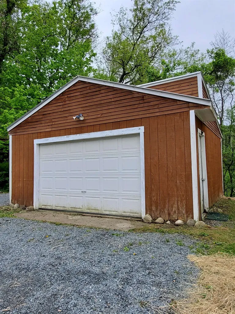 158 Costa Avenue St. Johnsbury VT 05819