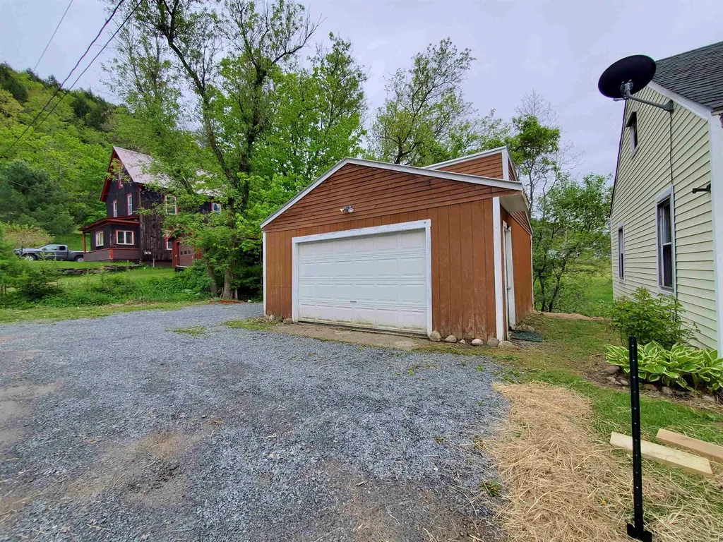 158 Costa Avenue St. Johnsbury VT 05819