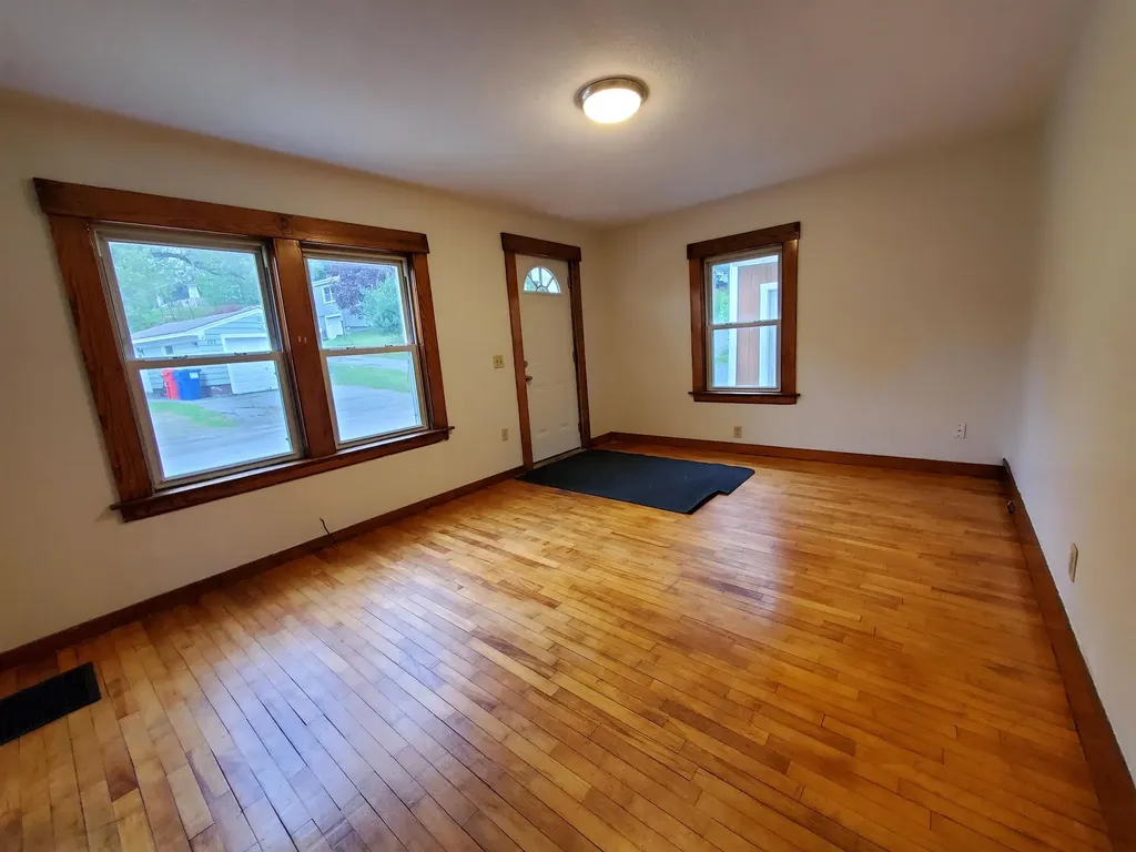 158 Costa Avenue St. Johnsbury VT 05819