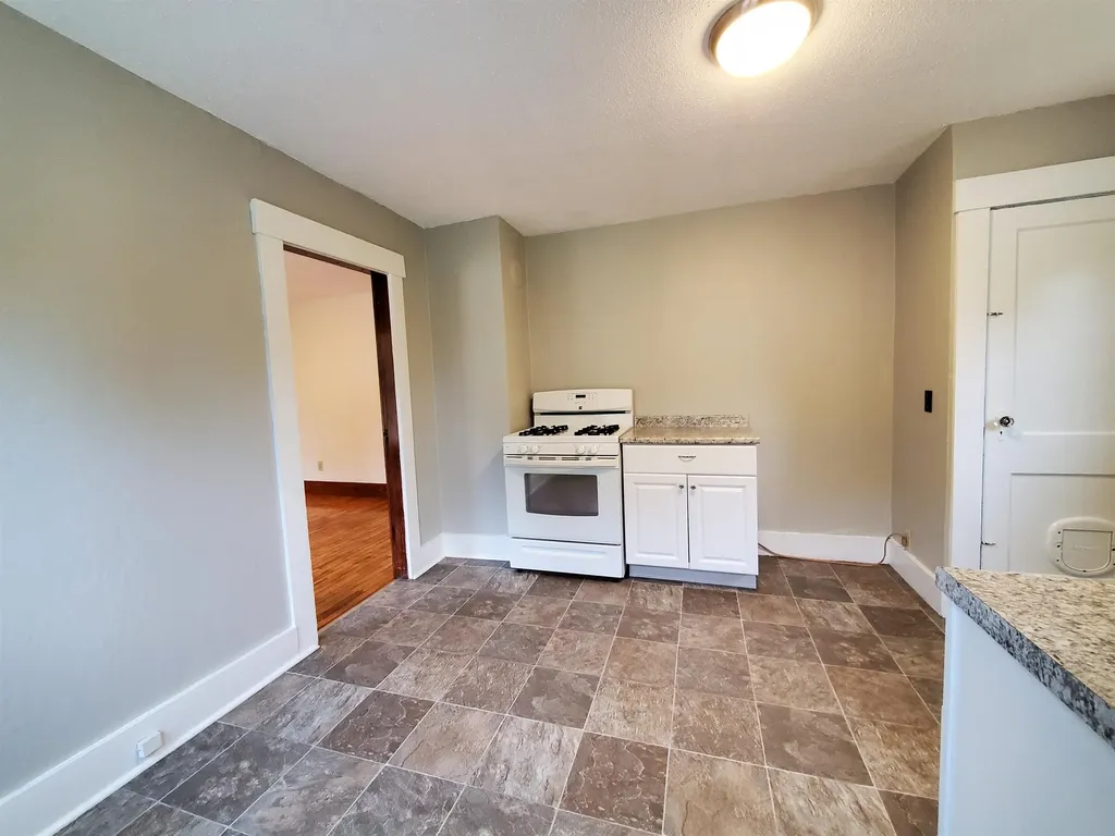 158 Costa Avenue St. Johnsbury VT 05819