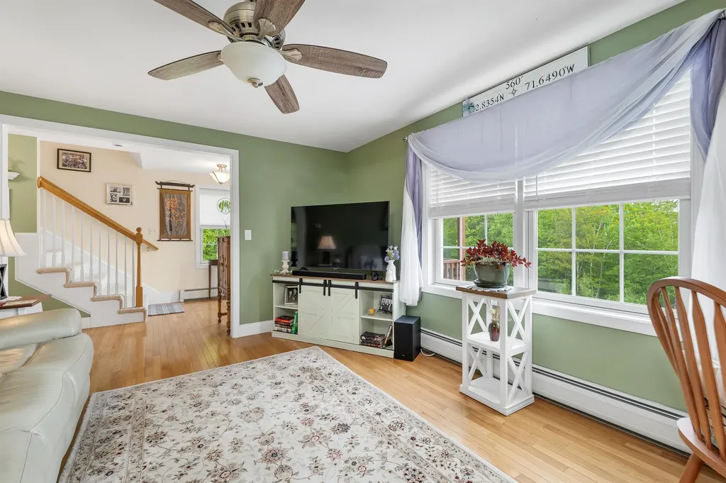 9 O'malley Drive Milton NH 03851