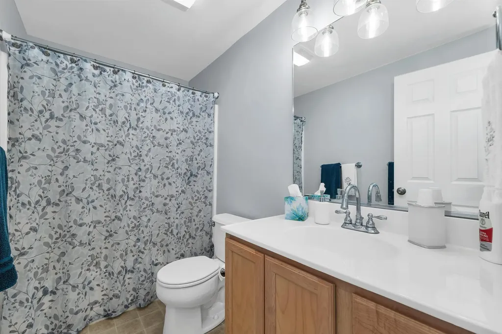 9 O'malley Drive Milton NH 03851