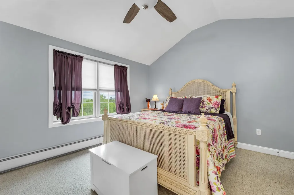 9 O'malley Drive Milton NH 03851