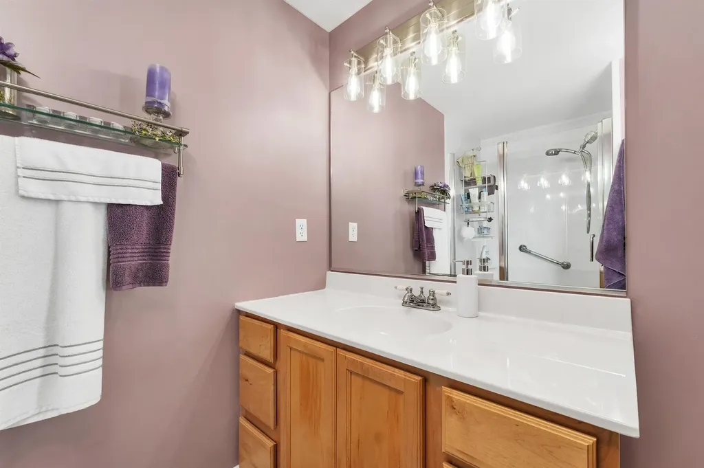 9 O'malley Drive Milton NH 03851