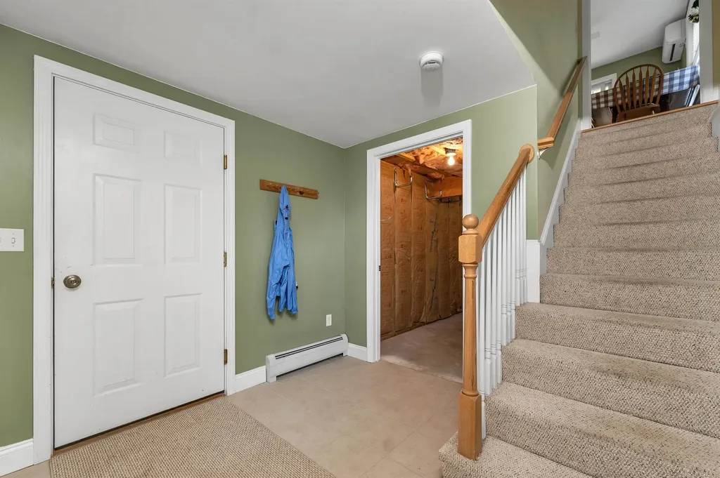 9 O'malley Drive Milton NH 03851