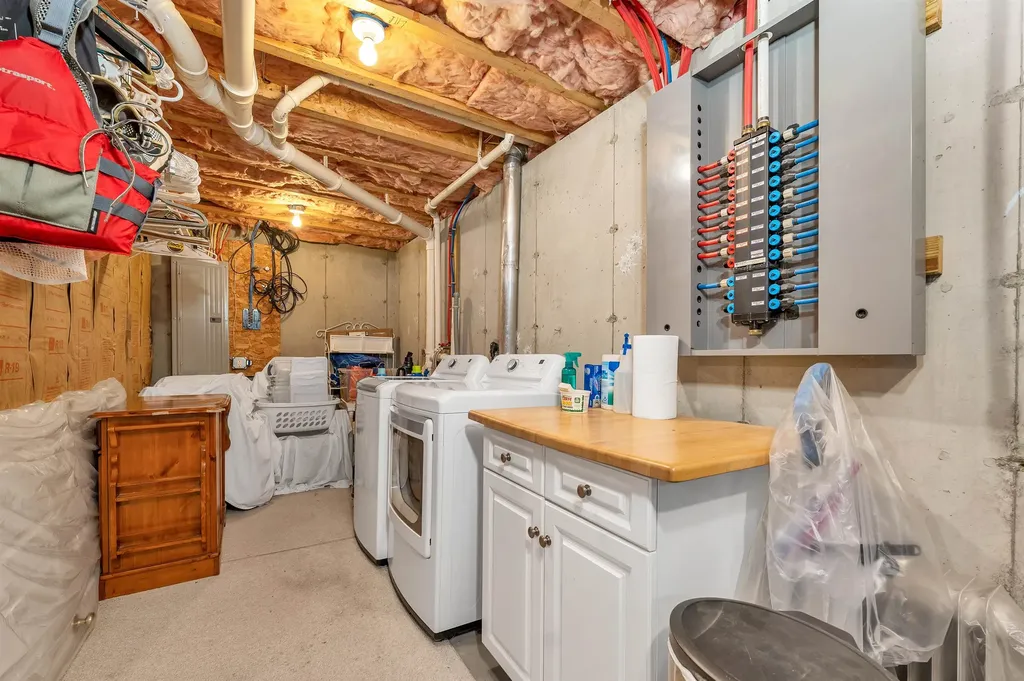9 O'malley Drive Milton NH 03851