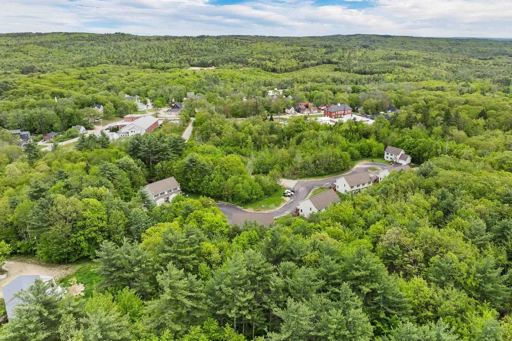 9 O'malley Drive Milton NH 03851