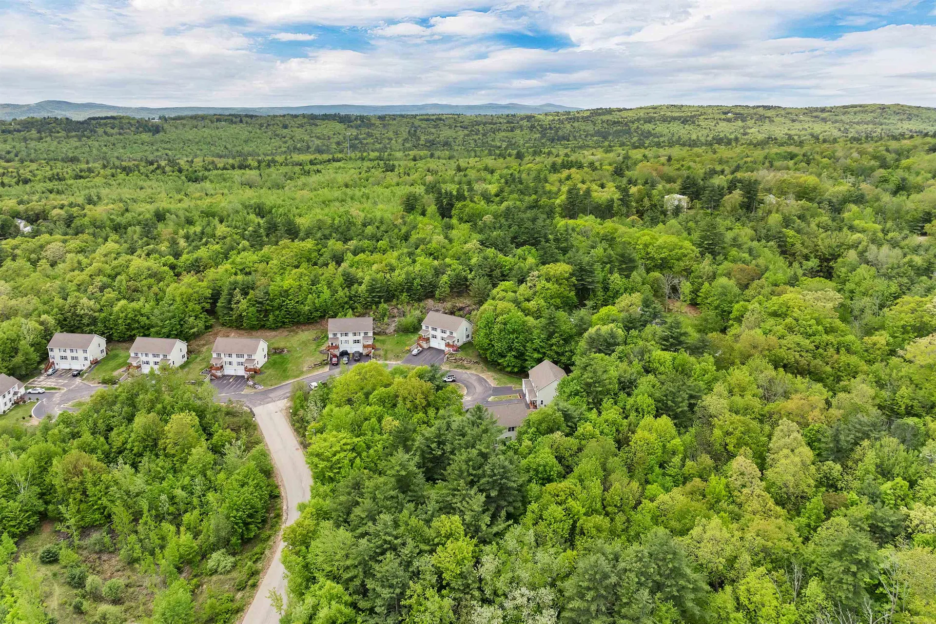 9 O'malley Drive Milton NH 03851