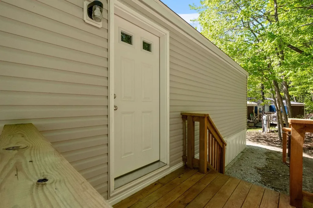 10 Fullam Circle Allenstown NH 03275