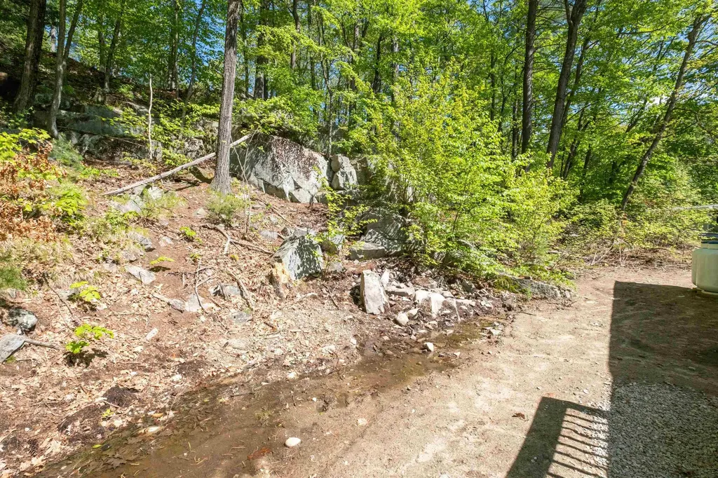 10 Fullam Circle Allenstown NH 03275