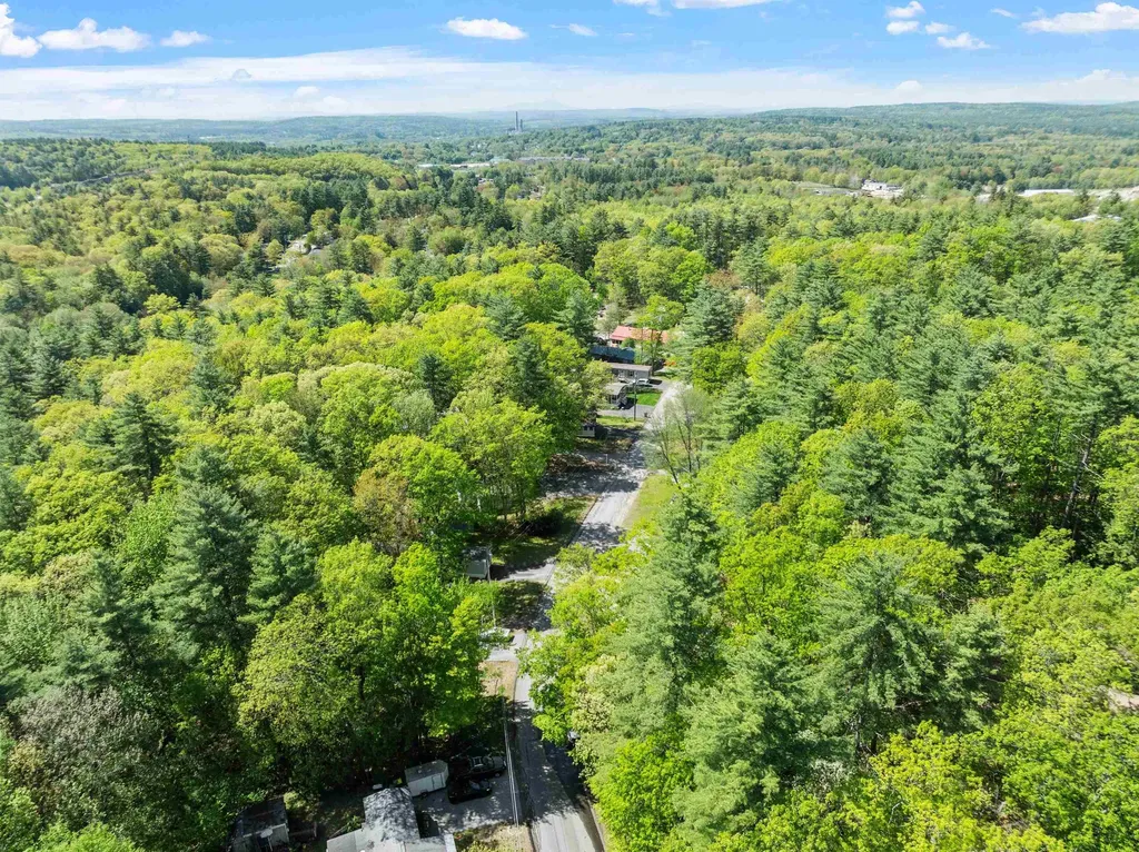 10 Fullam Circle Allenstown NH 03275