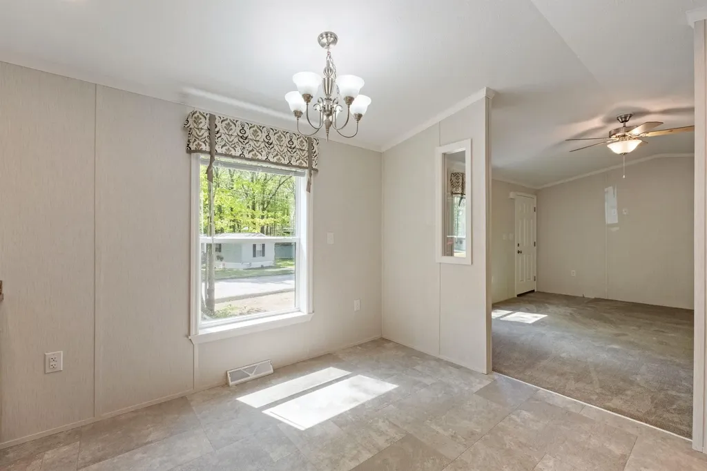 10 Fullam Circle Allenstown NH 03275