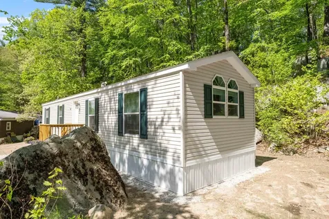 10 Fullam Circle Allenstown NH 03275