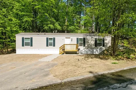 10 Fullam Circle Allenstown NH 03275