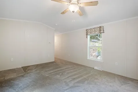 10 Fullam Circle Allenstown NH 03275