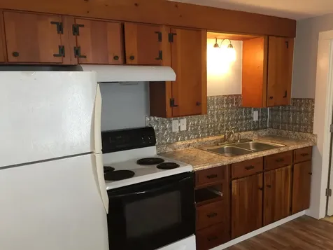 53 Crescent Street Henniker NH 03242