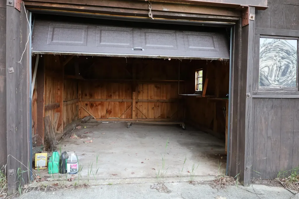 841 Farrar Road Chester VT 05143