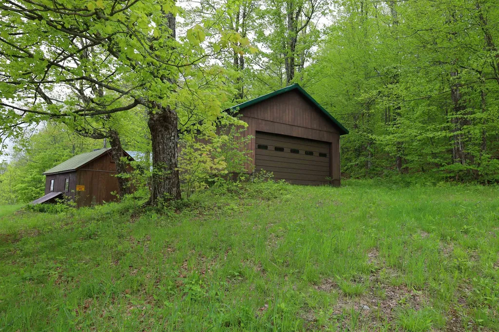 841 Farrar Road Chester VT 05143