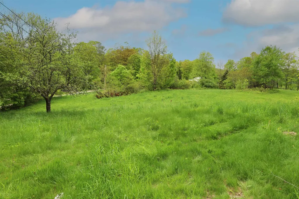 841 Farrar Road Chester VT 05143