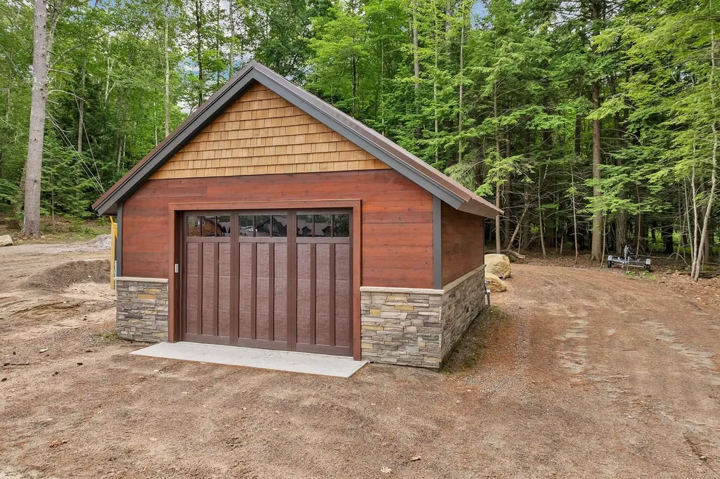 26 Lovejoy Lane Meredith NH 03253