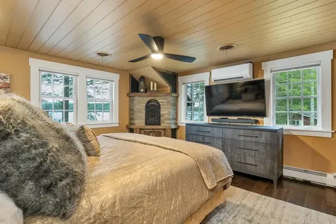 26 Lovejoy Lane Meredith NH 03253