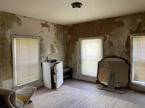 90 Elm Street West Rutland VT 05777