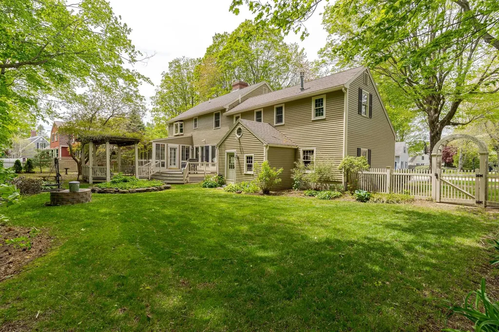 58 Edgewood Drive Hampton NH 03842