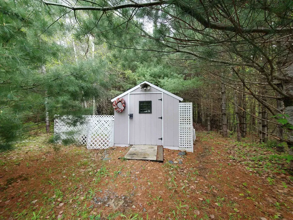 7 Lunar Drive Canaan NH 03741