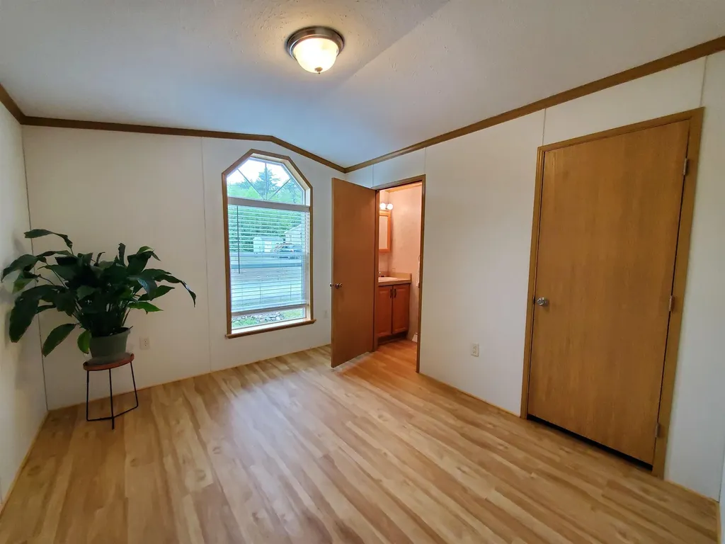 7 Lunar Drive Canaan NH 03741