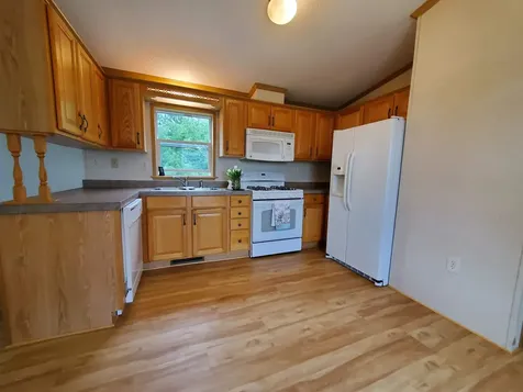 7 Lunar Drive Canaan NH 03741