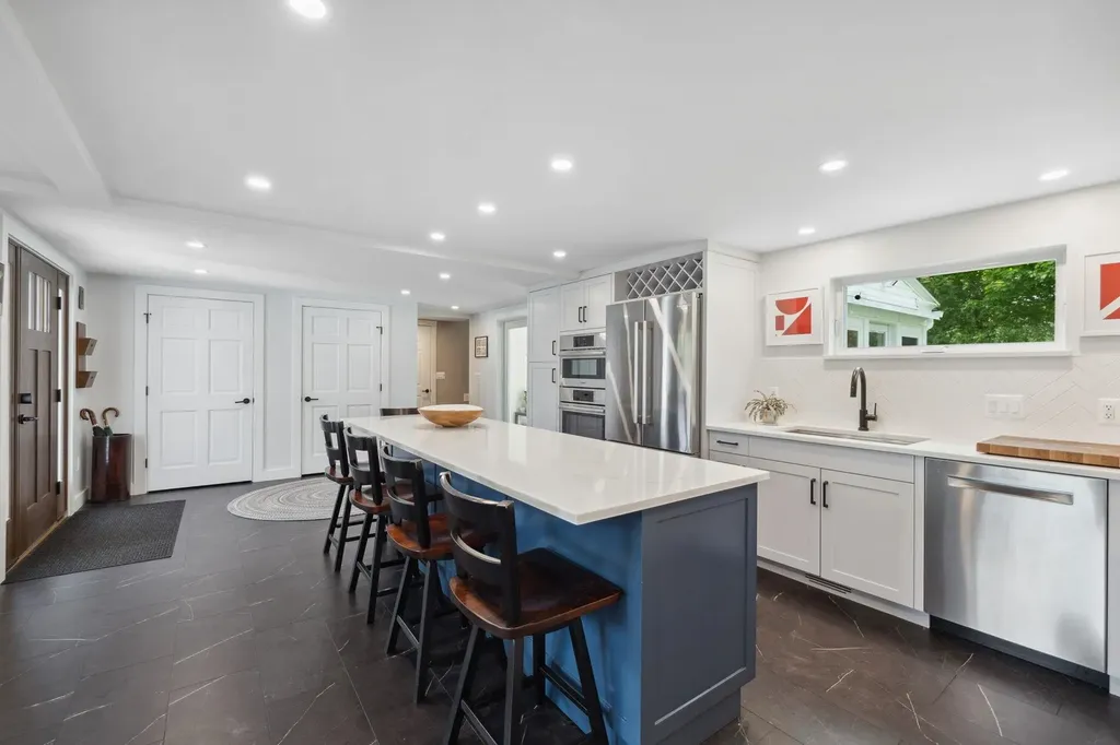 86 Hurricane Road Keene NH 03431