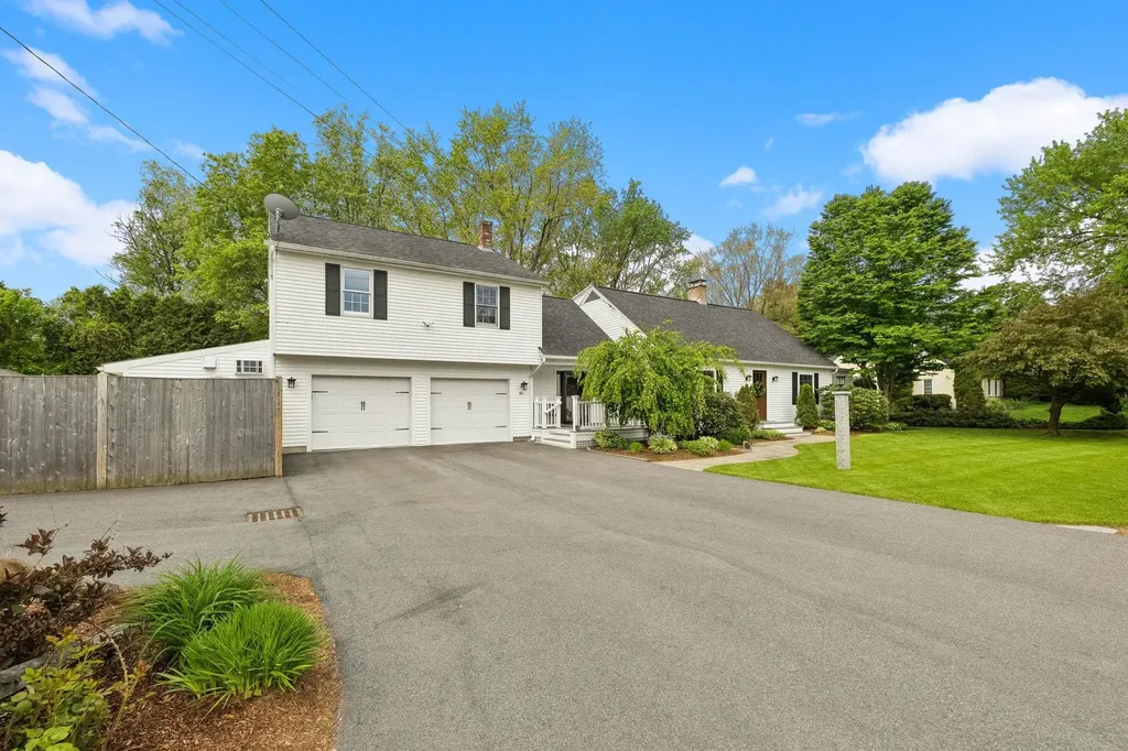 86 Hurricane Road Keene NH 03431