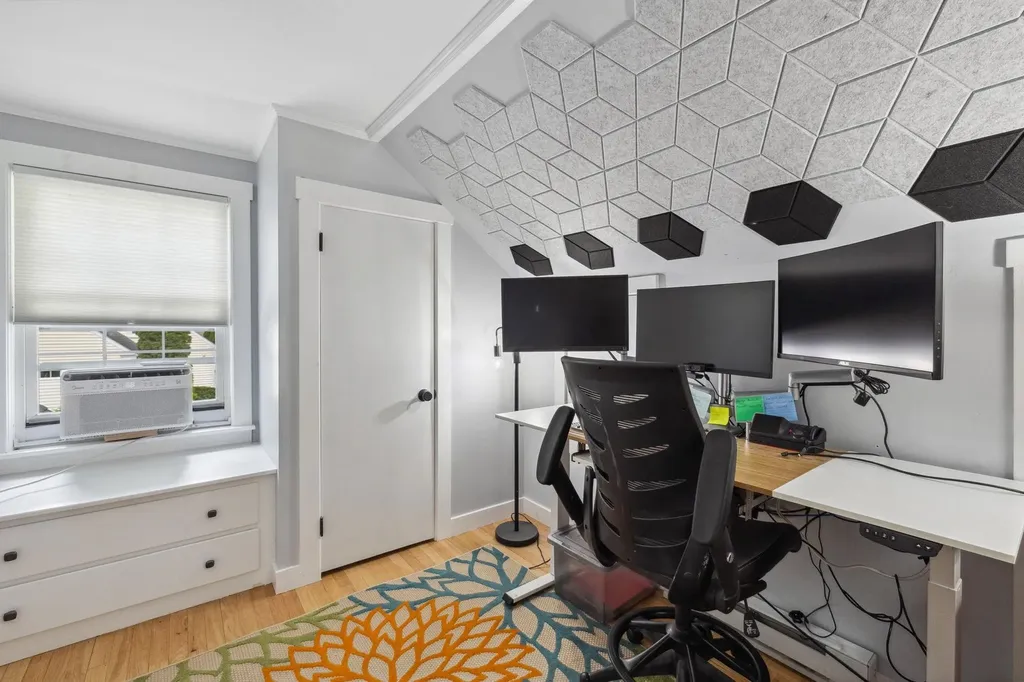 86 Hurricane Road Keene NH 03431