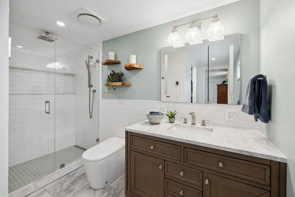 86 Hurricane Road Keene NH 03431