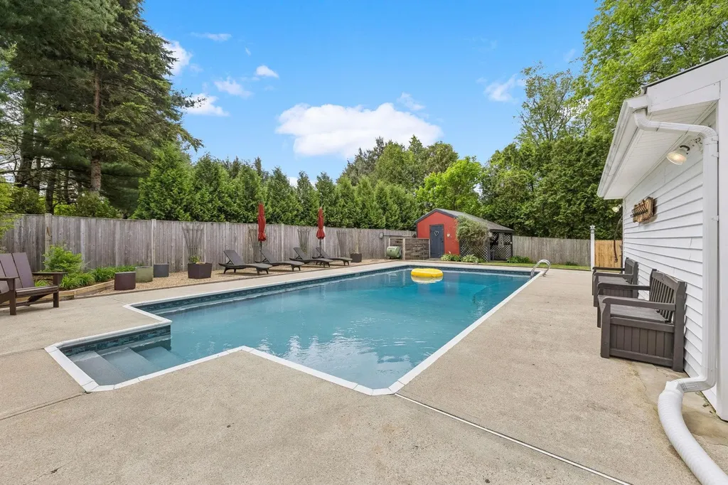 86 Hurricane Road Keene NH 03431