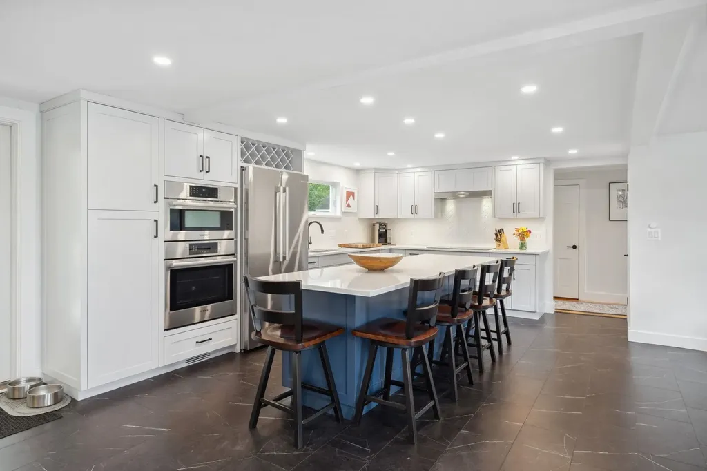 86 Hurricane Road Keene NH 03431