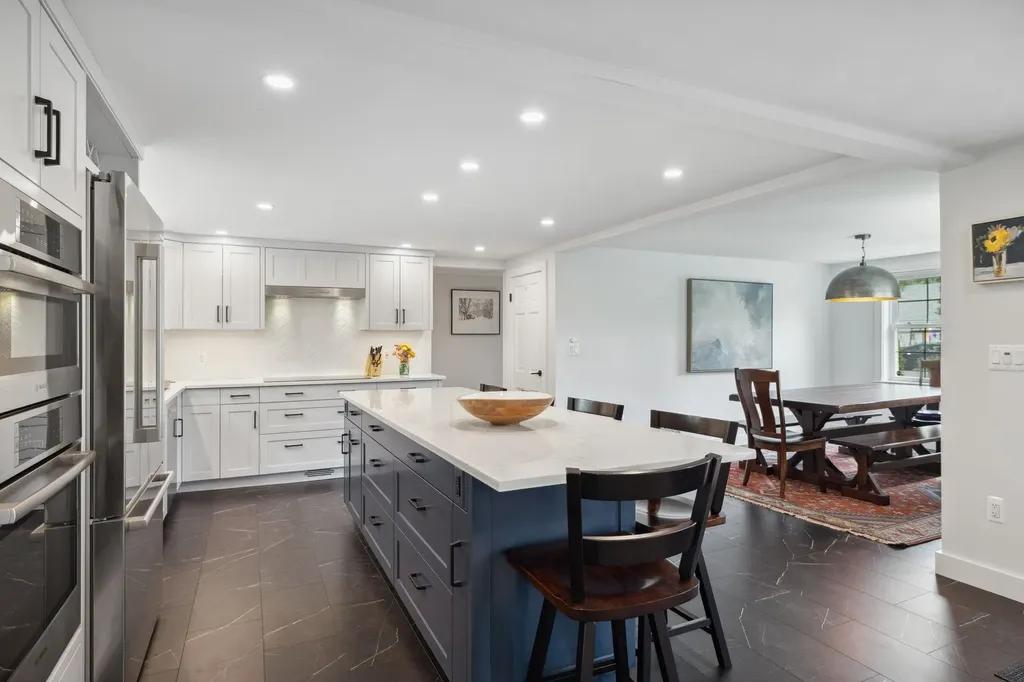 86 Hurricane Road Keene NH 03431