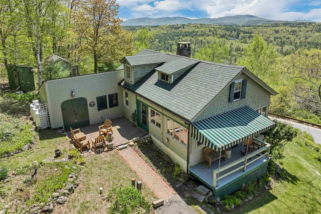 313 Stoneham Road Wolfeboro NH 03894