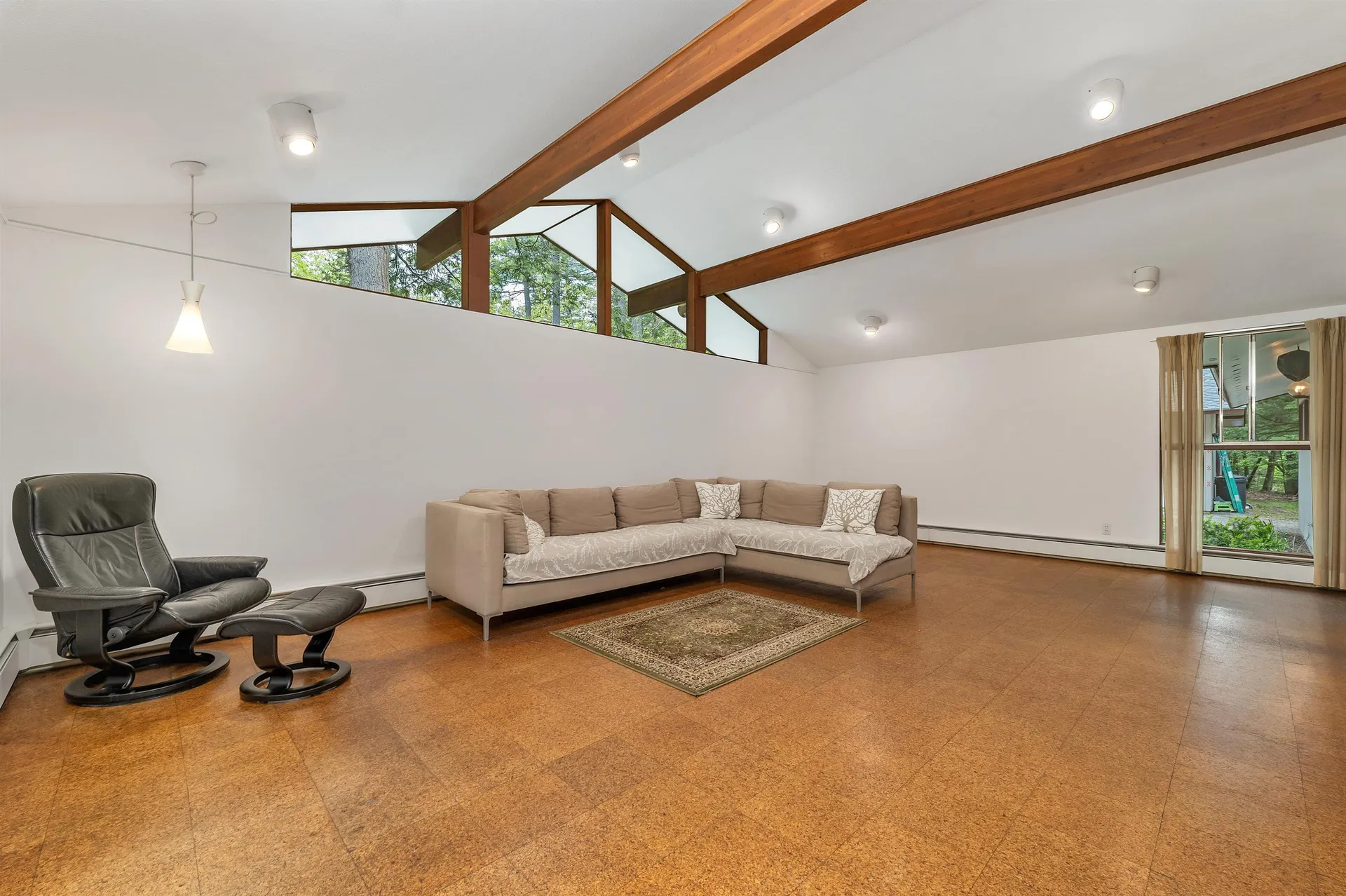 25 Wendover Way Bedford NH 03110