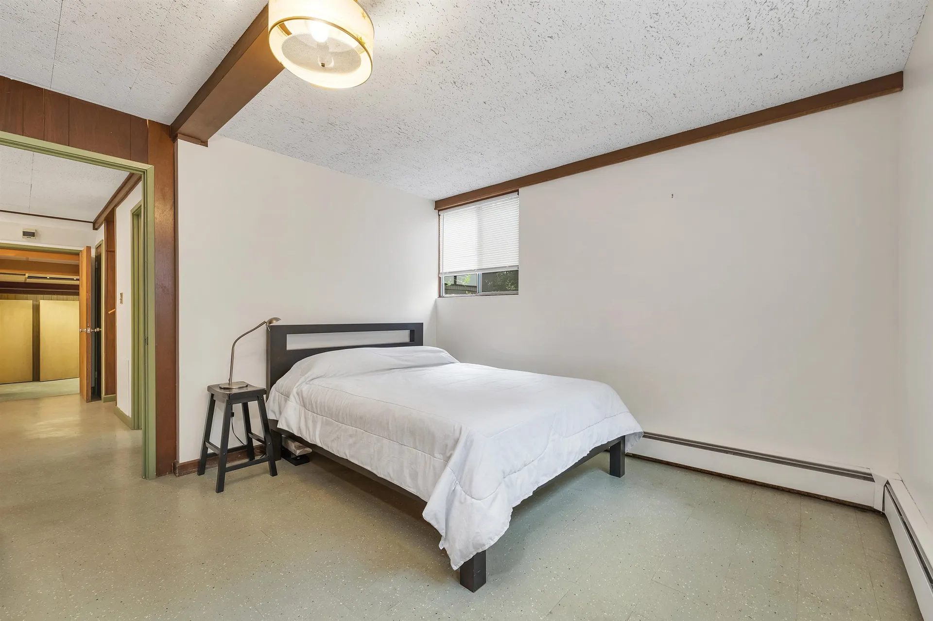 25 Wendover Way Bedford NH 03110