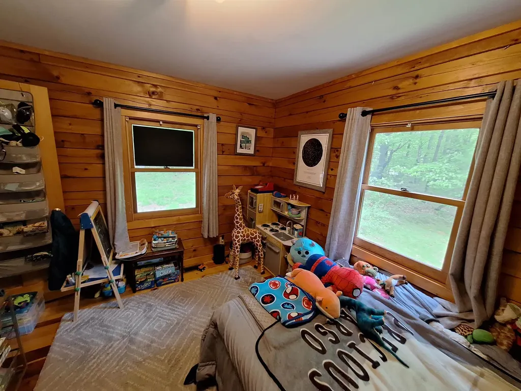 126 Hill Road Alstead NH 03602
