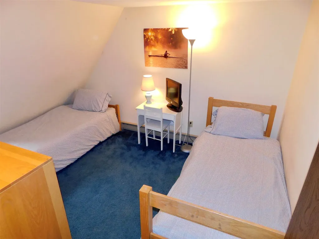 43 Old Beach Circle Grantham NH 03753