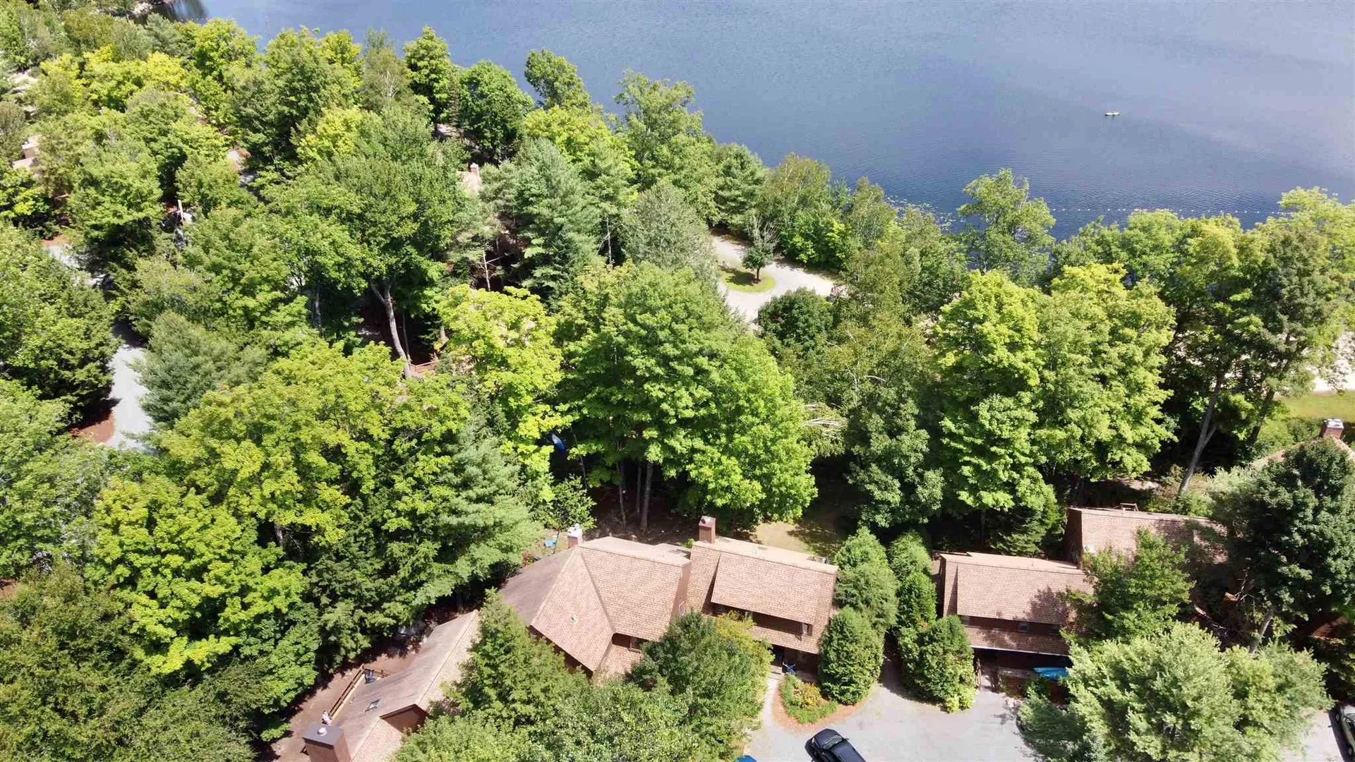 43 Old Beach Circle Grantham NH 03753