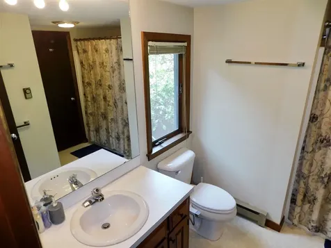 43 Old Beach Circle Grantham NH 03753