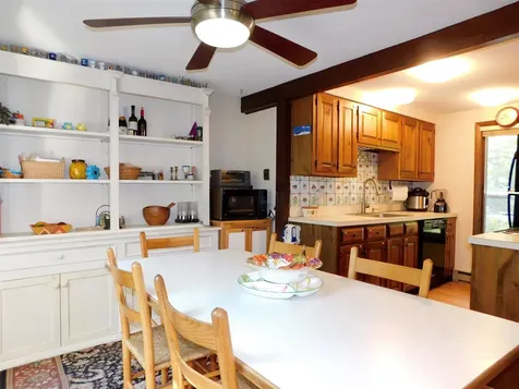 43 Old Beach Circle Grantham NH 03753