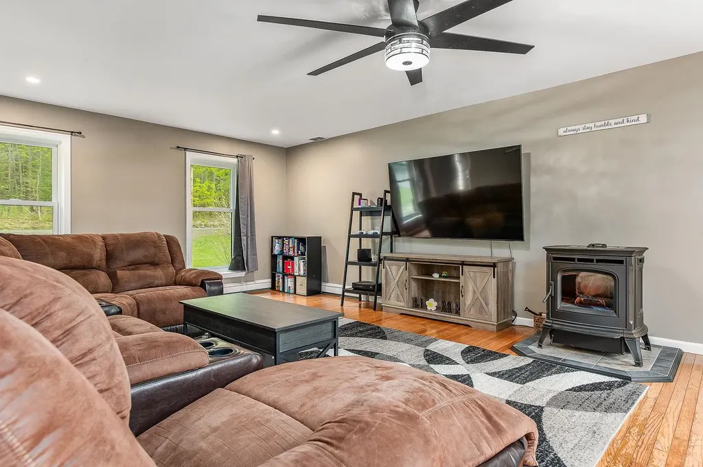 105 Fall Mill Road York ME 03909