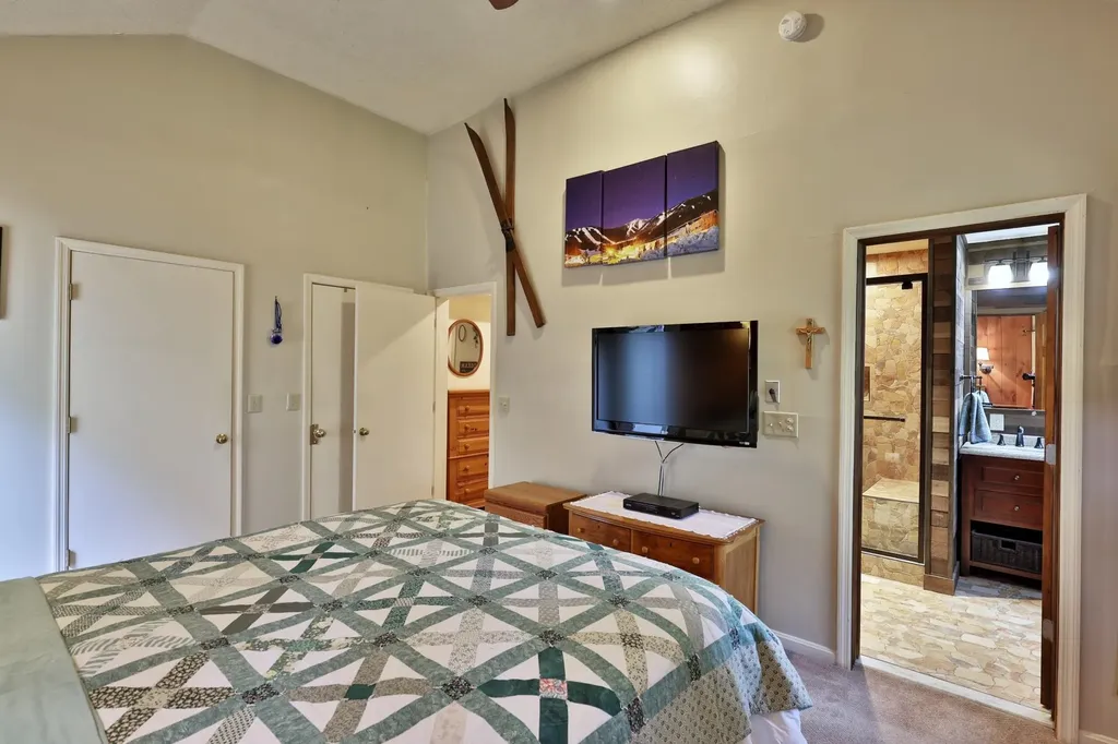 55 Fox Hollow Village Mendon VT 05701